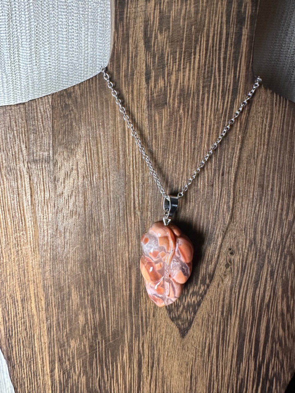 Dark Pink/Salmon Pink “Cotton Candy” Agate Pendant on Silver Plated Chain - Picture 4 of 13